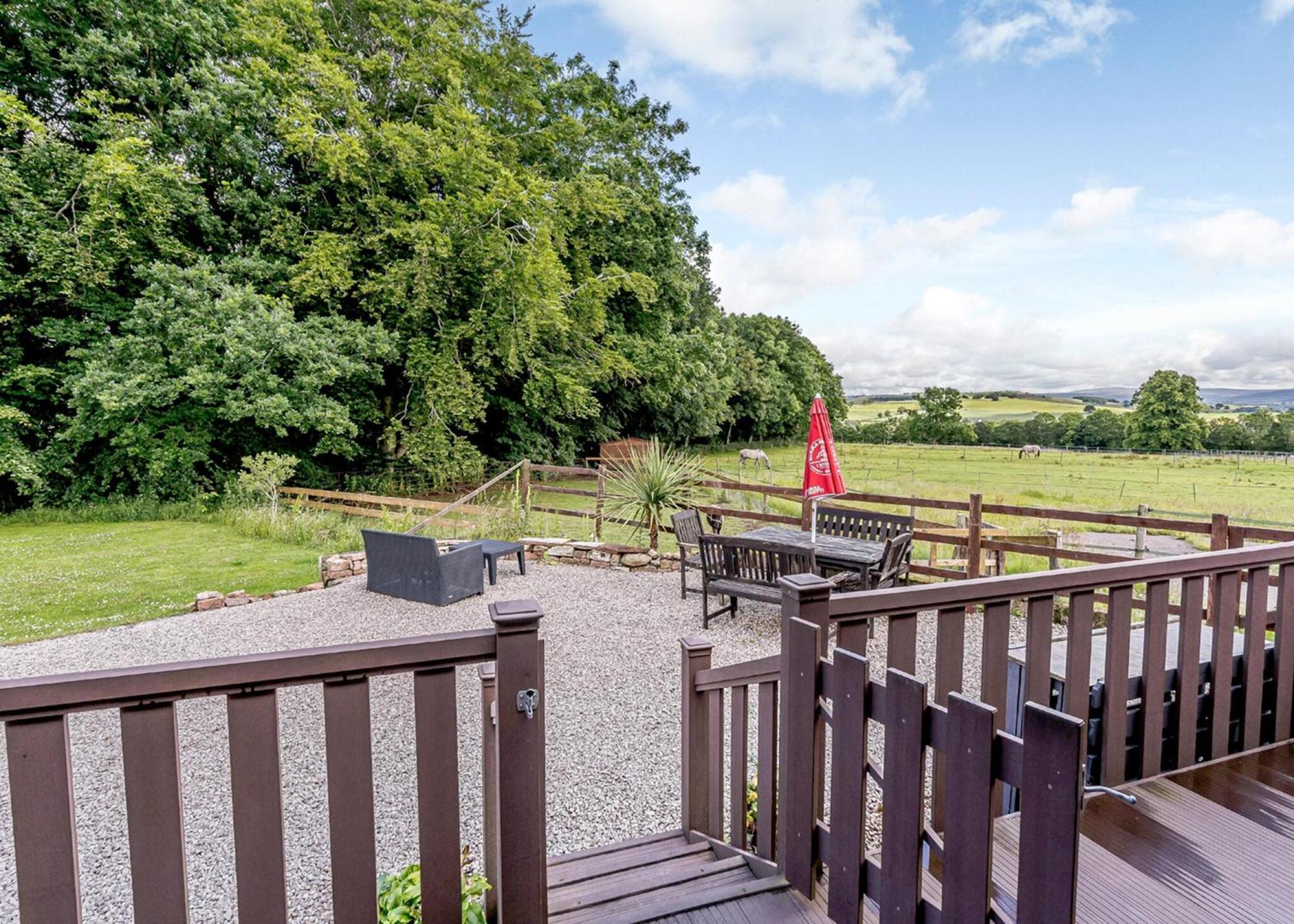 Calthwaite Hall Lodges Exterior photo